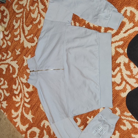 Lune Active  yuki cropped zip sweater size XS dusty blue - Picture 2 of 16